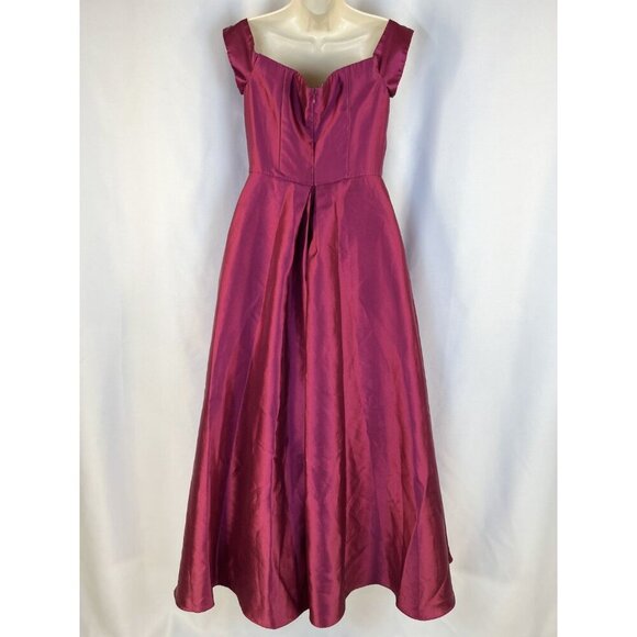Monique Lhuillier Raspberry Romance Gown $595 - Picture 7 of 14